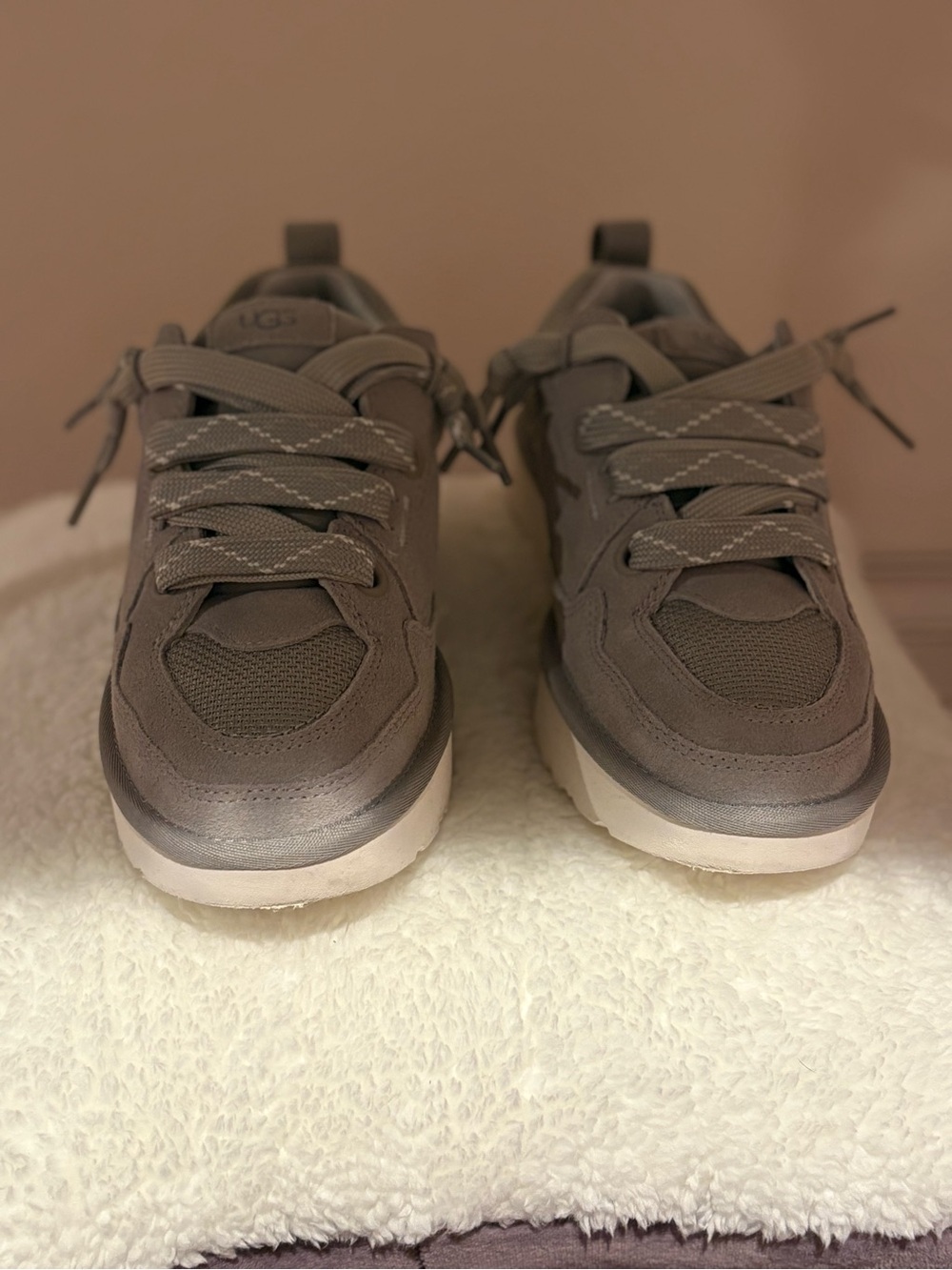 Women's UGG Lowmel Casual Lace-Up Sneakers in Gray - Picture 2 of 6